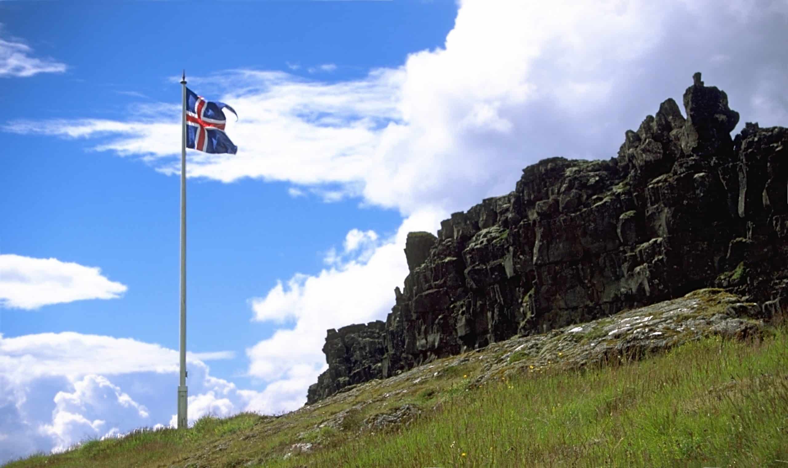 Þingvellir, stedet der det islandske alltinget oppstod rundt år 930.